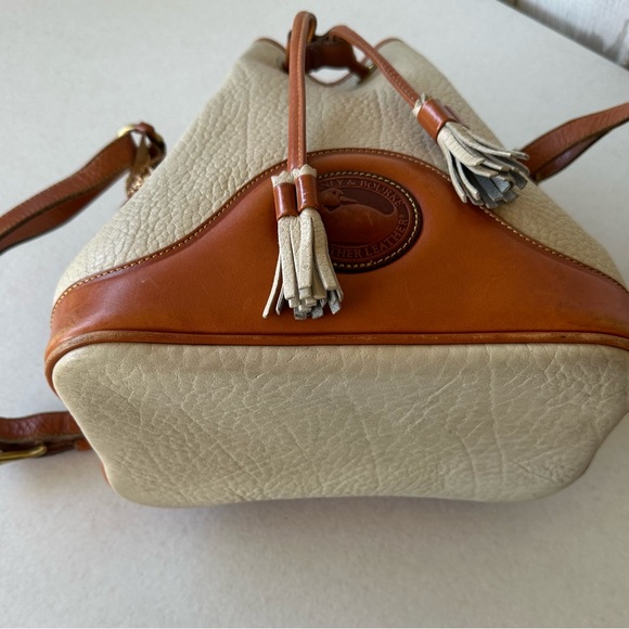 Dooney & Bourke Cream and Tan Leather Bucket Bag - Picture 3 of 11